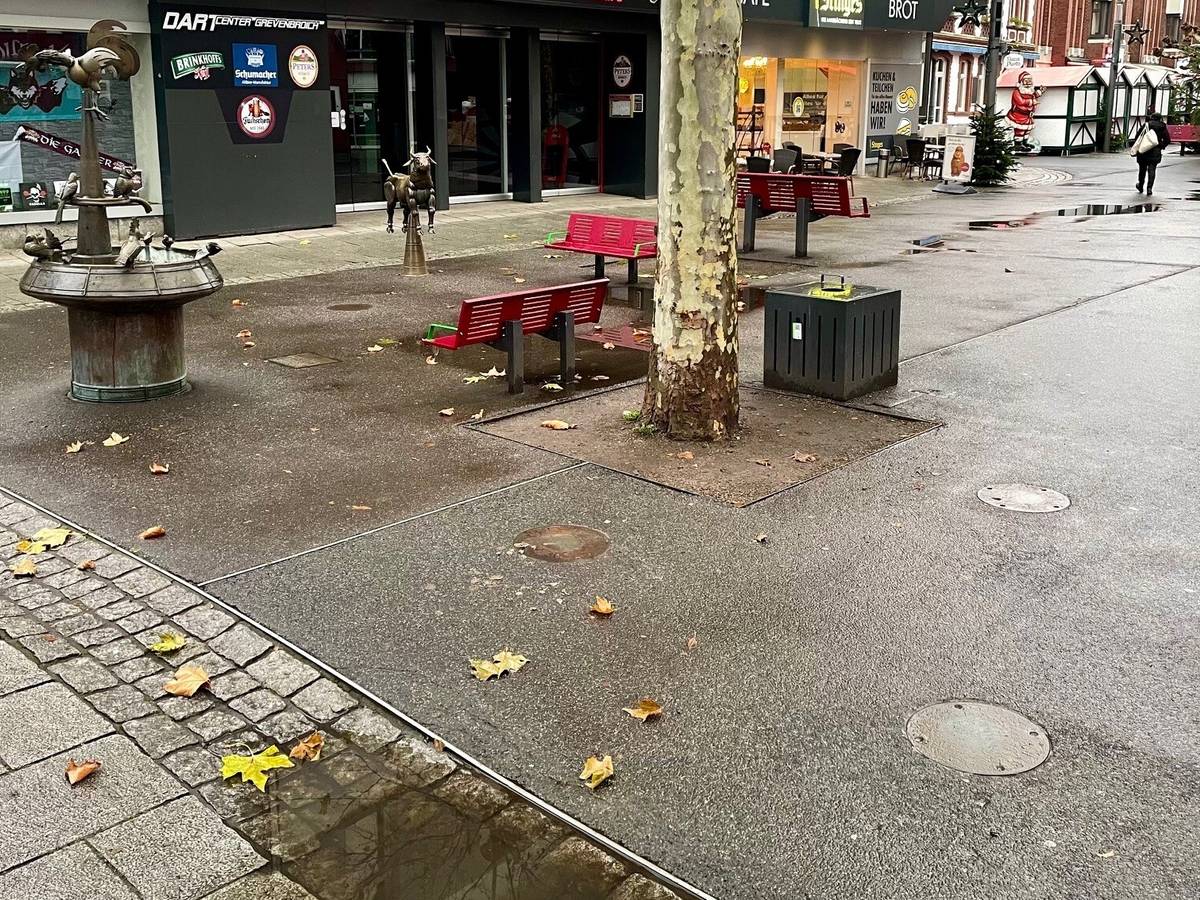 Unverschämter Diebstahl: Tierfiguren vom Markt