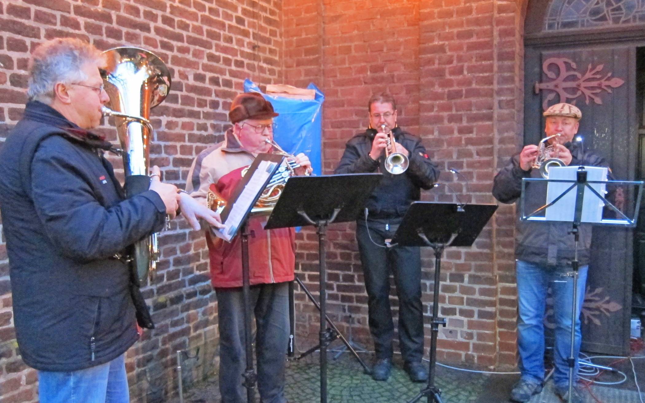 Die Musik morgen wird von großen und kleinen Neukirchenern gemacht.