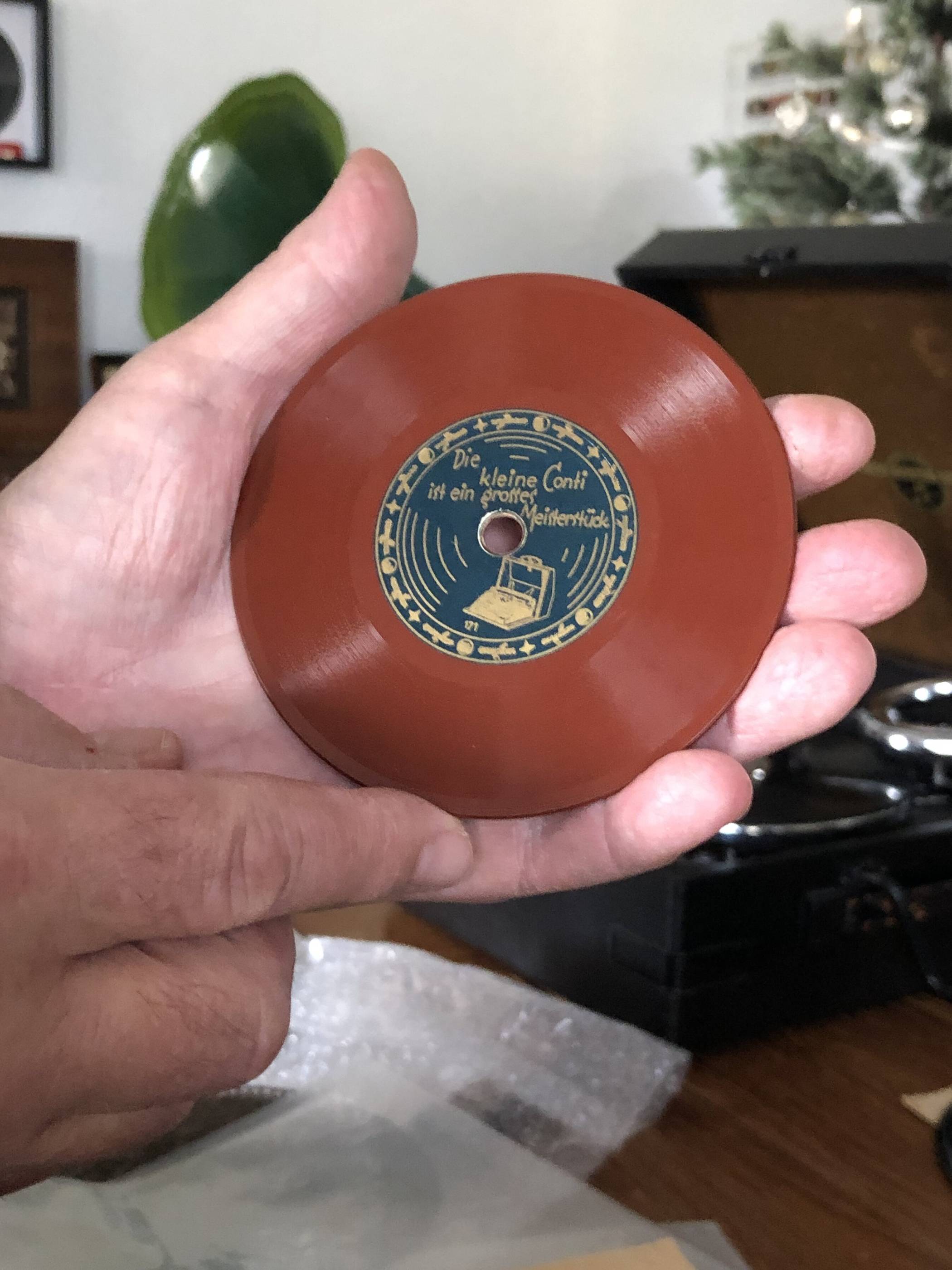 Eine Mini-Platte, die zu Werbezwecken eingesetzt wurde.