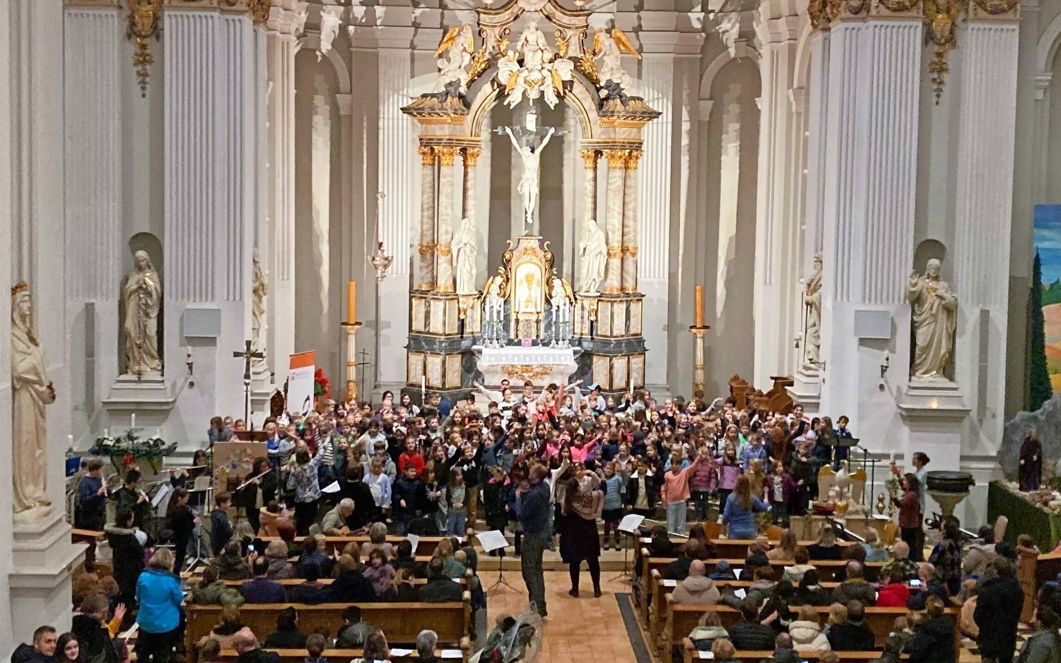 Wie hier in der katholischen Pfarrkirche