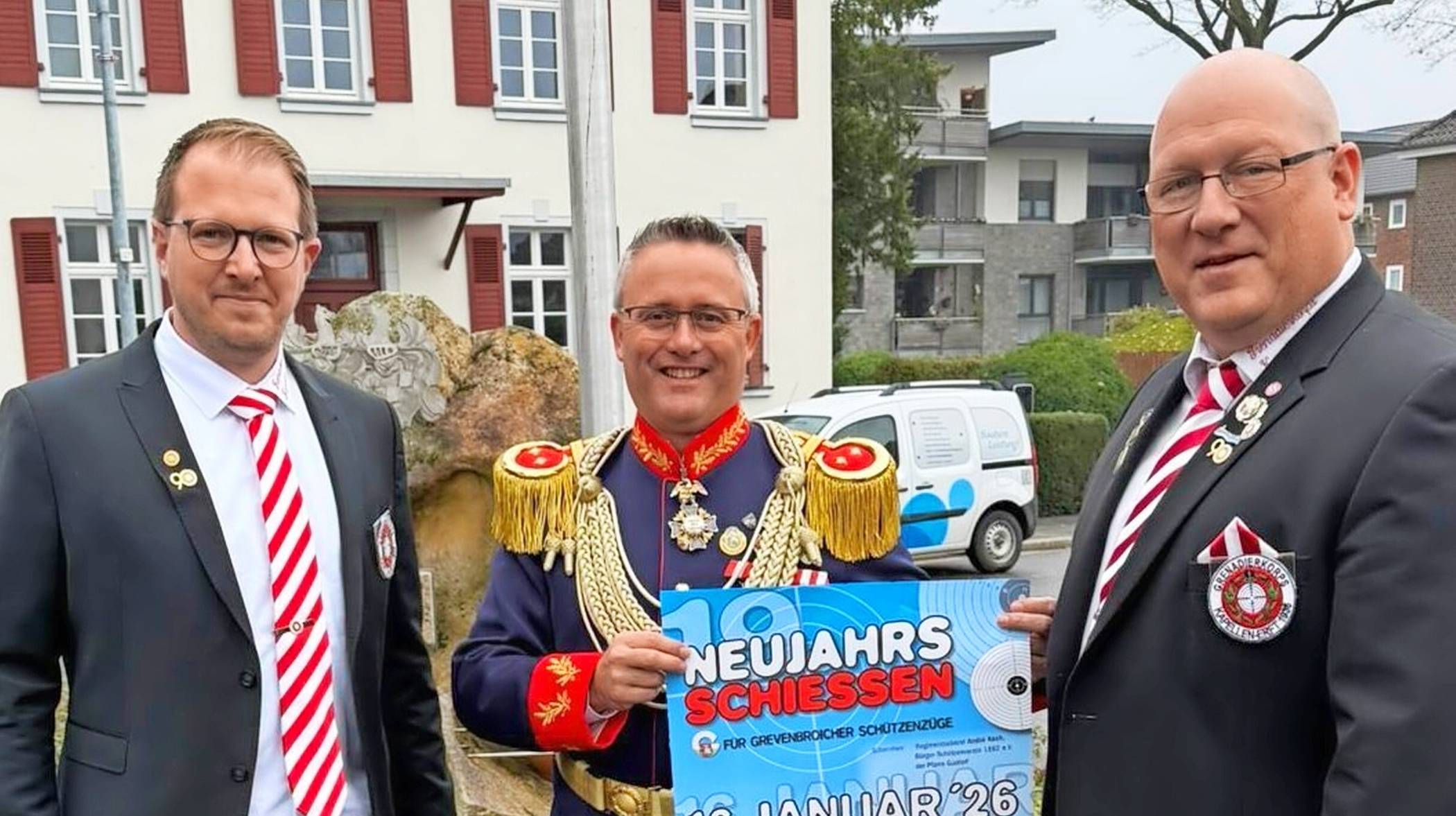  Traditionell übernimmt ein Oberst aus dem Stadtgebiet Grevenbroich die Schirmherrschaft. In diesem Jahr freuen die Grenadiere sich, dass Regimentsoberst André Koch vom Bürger-Schützen-Verein Gustorf diese übernommen hat. 