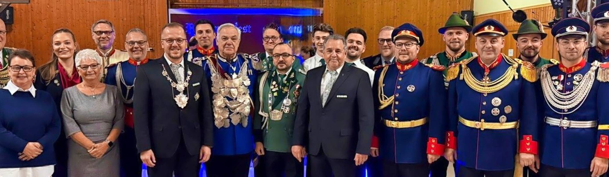 Der neue Bruderschaftsvorstand der Gindorfer „Sebastianer“ um Brudermeister Jürgen Moll wurde weiter verjüngt und mit einem überzeugenden Vertrauensvotum der Mitglieder in seiner Arbeit bestärkt