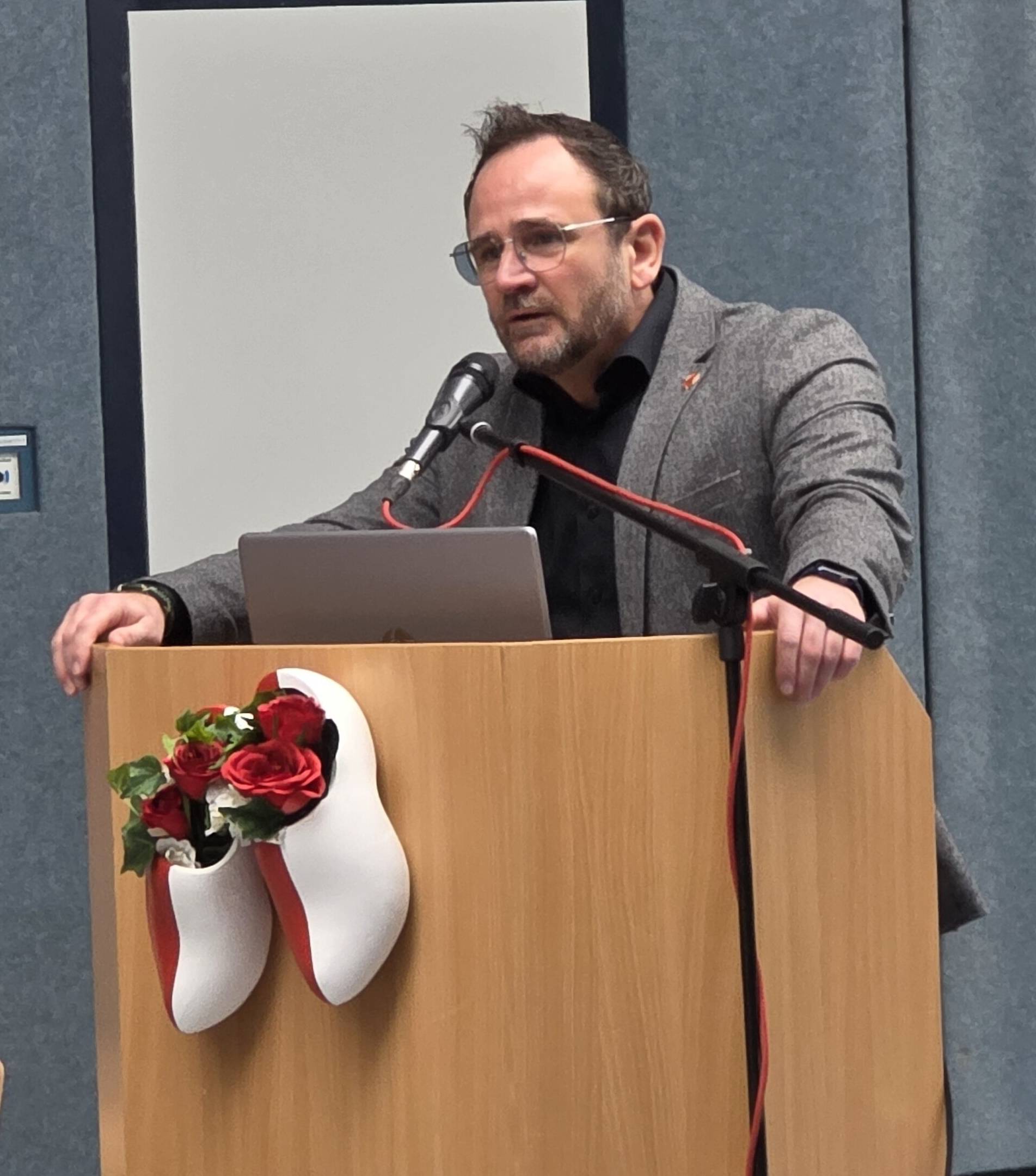  Präsident Dirk Weidemann.   