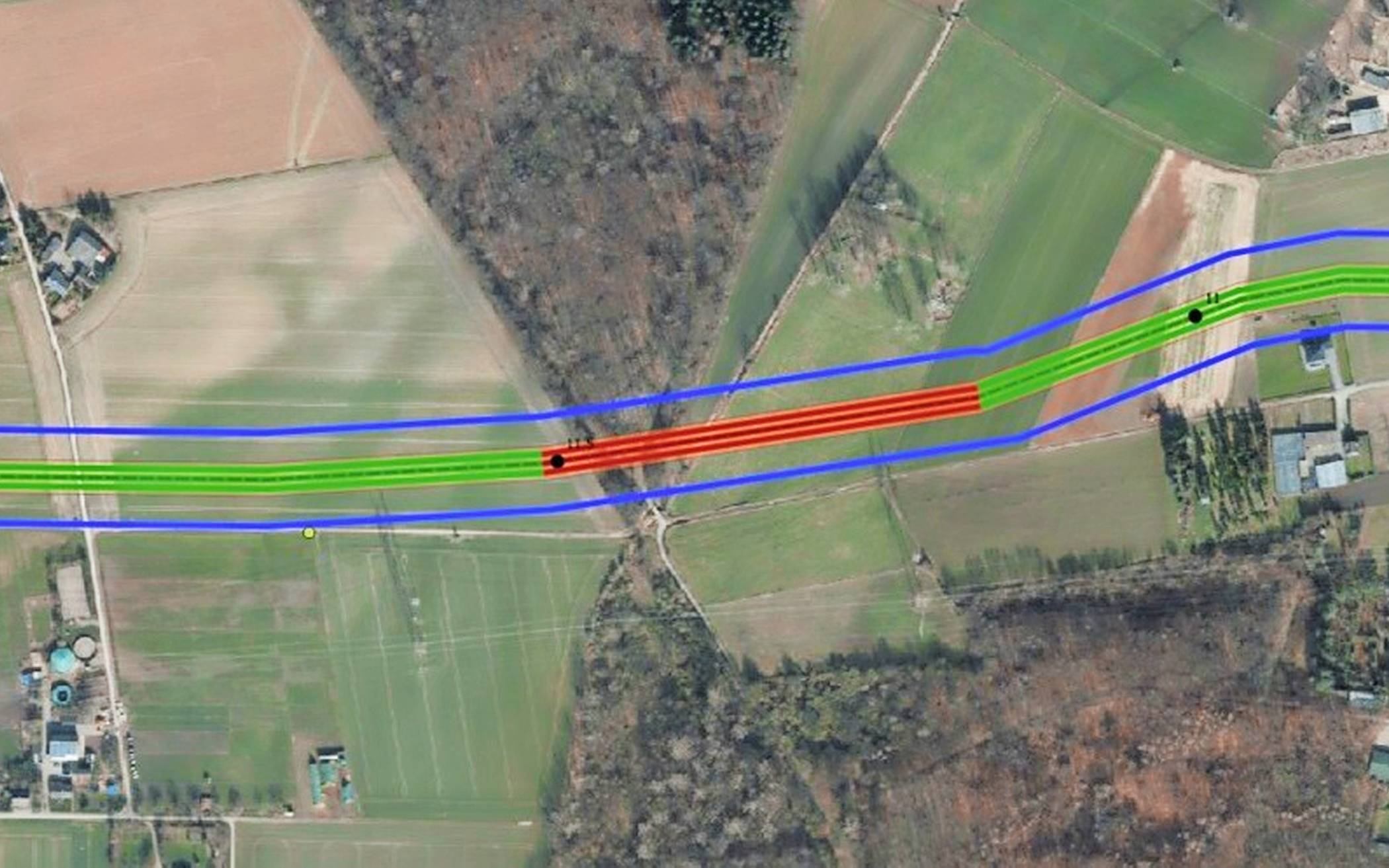  Der Knechtstedener Wald soll geschützt werden. Die RWTL wird im roten Bereich unterirdisch „durchgedrückt“.. 