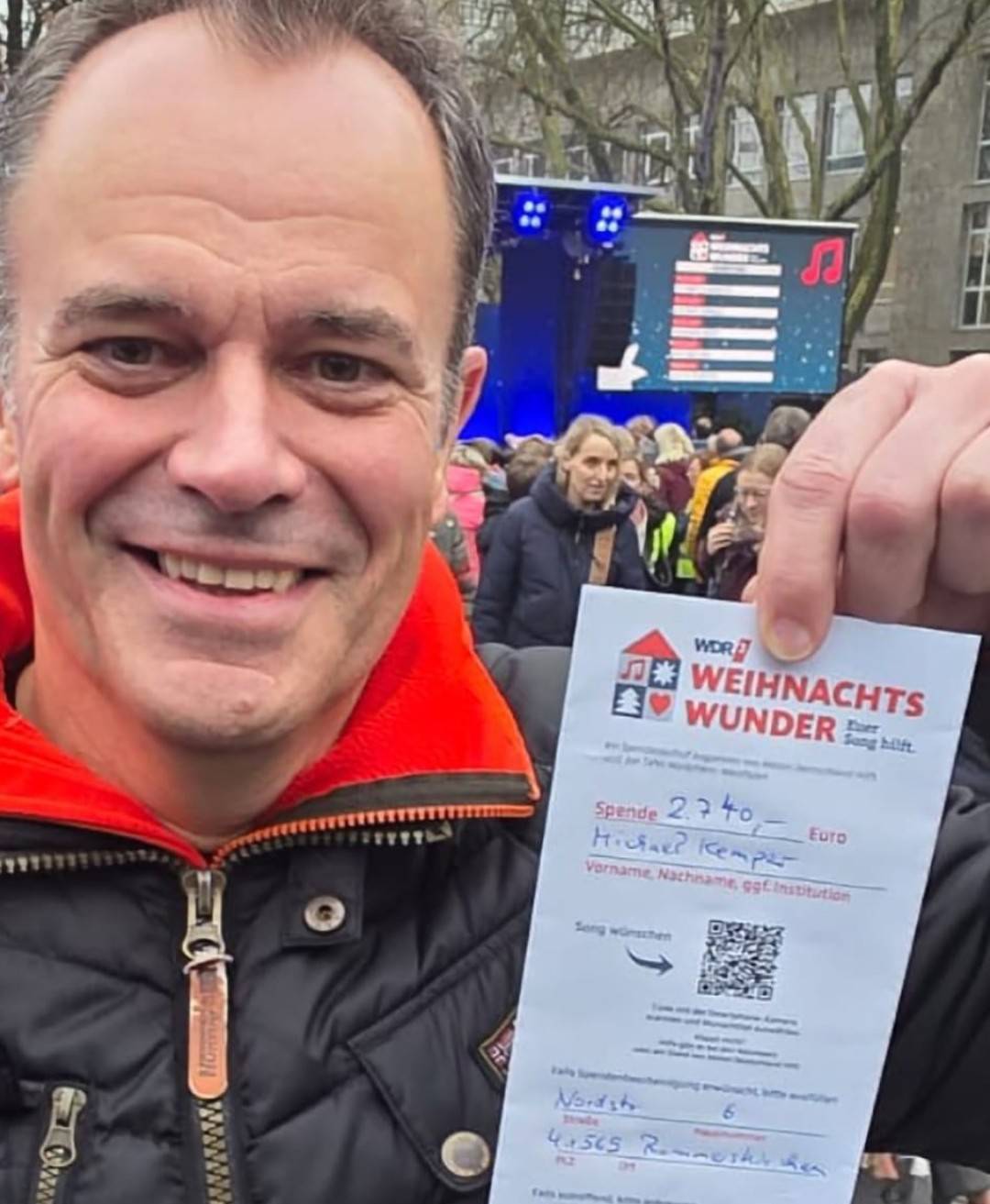 Die Spendenüergabe.