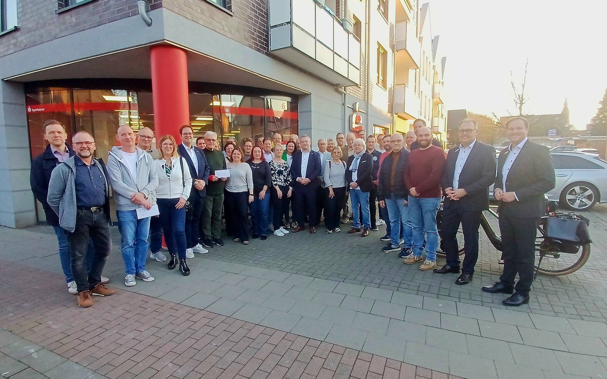 Jüchener Vereine und Einrichtungen freuten sich