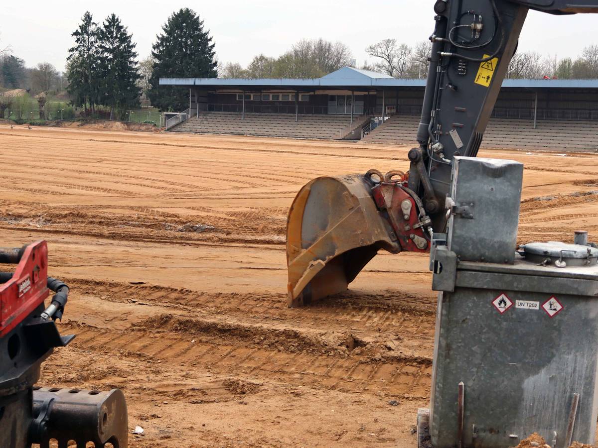 Sanierung der Tribüne startet Ende März