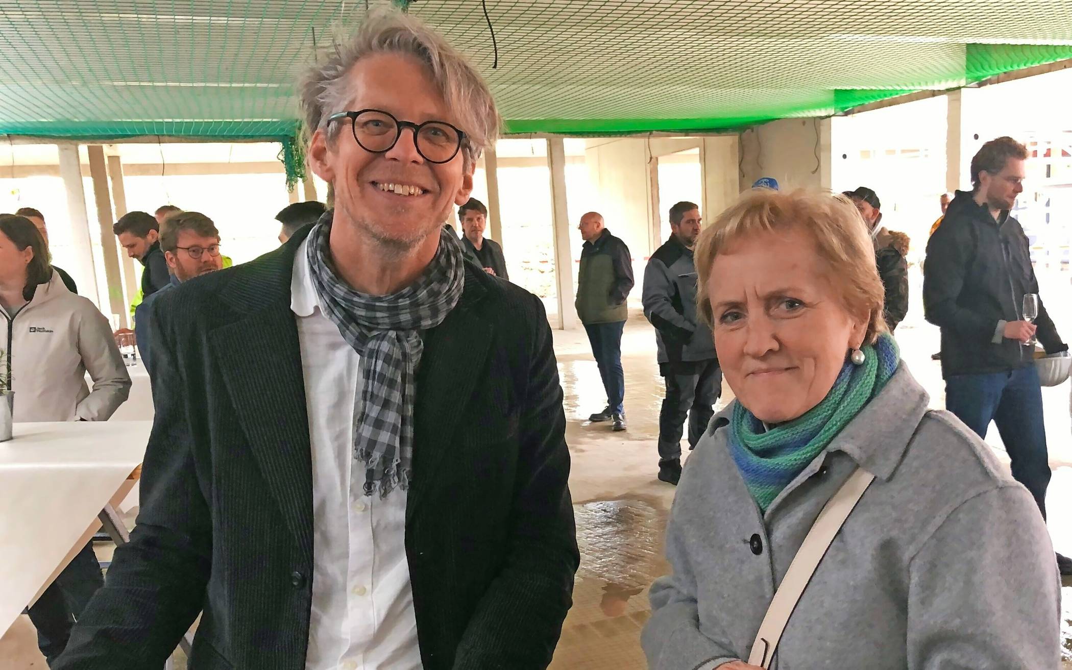  Noch-Stadtbetriebe-Vorständin Monika Stirken-Hohmann zusammen mit Projektleiter Jochen Kühn. 
