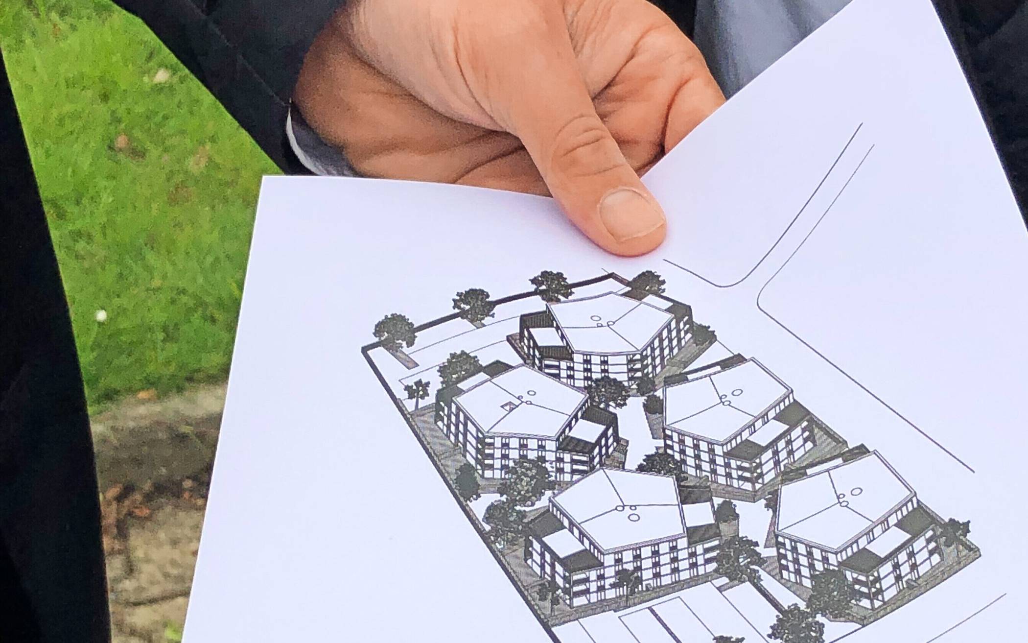 Die roten Klinkersteine als sichtbare Brücke von alt nach neu