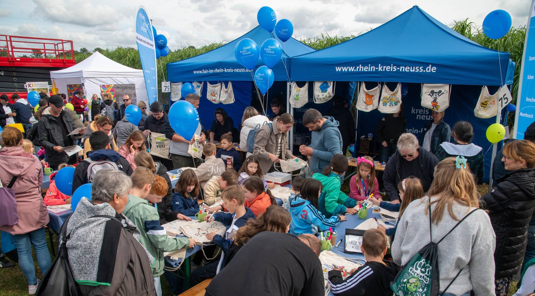 Es werden wieder familienfreundliche Angebote aus dem Rhein-Kreis gesucht.