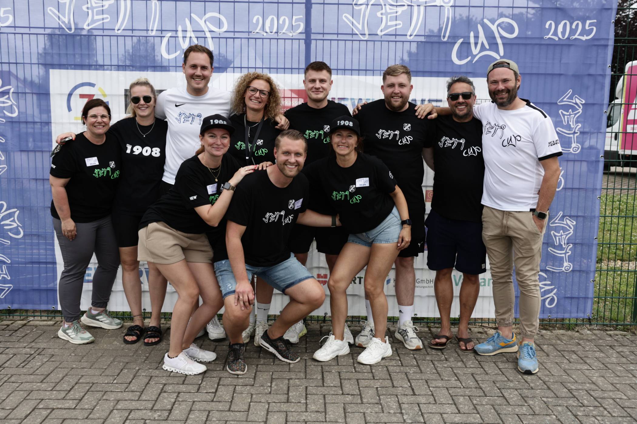  Ohne das engagierte Organisationsteam und die vielen ehrenamtlichen Helfer wäre ein solch großes Event wie der Yeti-Cup nicht stemmbar. 