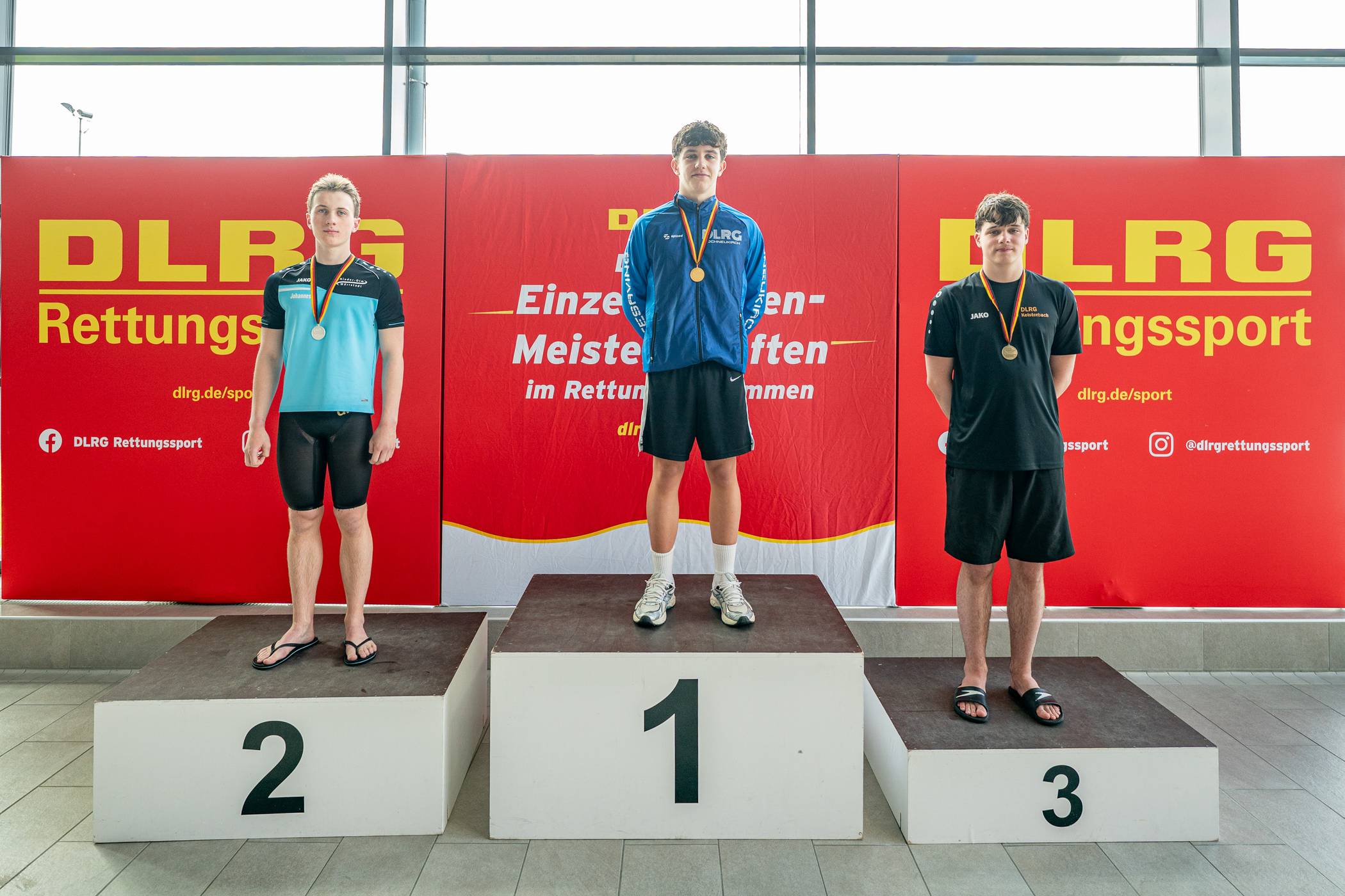 Die Deutsche Einzelstreckenmeisterschaften lief sehr erfolgreich für das DLRG-Team aus Hochneukirch - mit zwei deutschen Meistertiteln für Max Horn und einmal Bronze.   