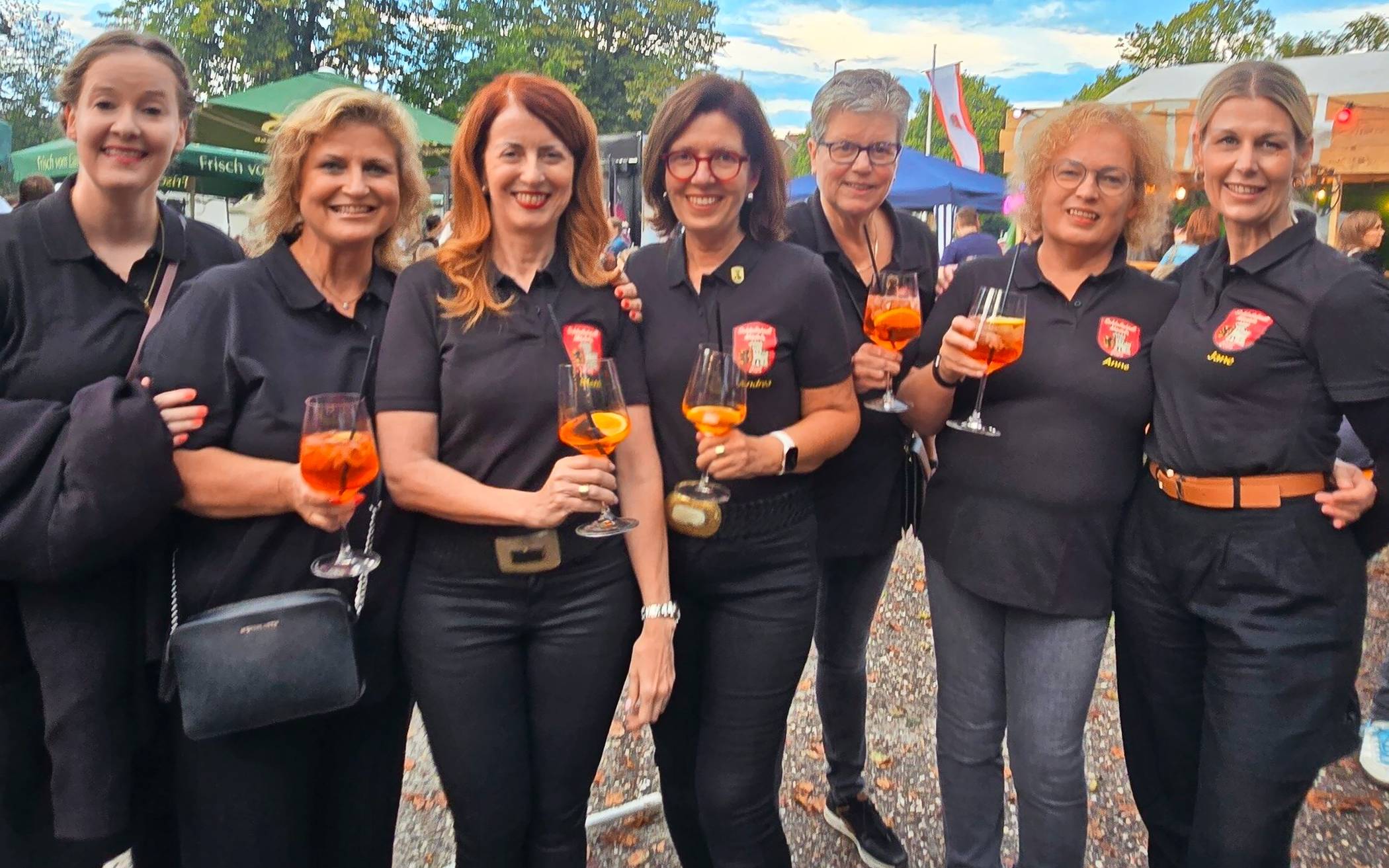 Die Schloßstadt Mädels zu Gast beim Biwak des BSV Grevenbroich. 
