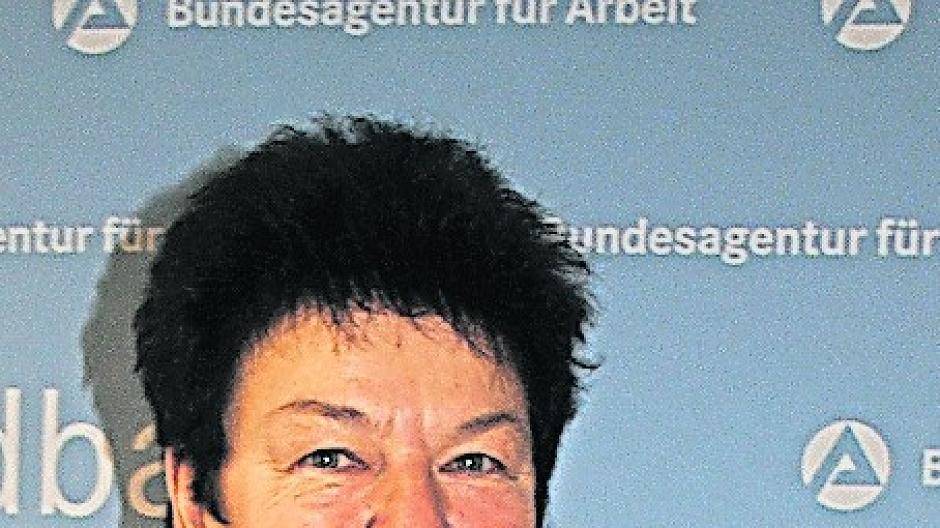  Angela Schoofs, Vorsitzende der Geschäftsführung der „Agentur für Arbeit“. 