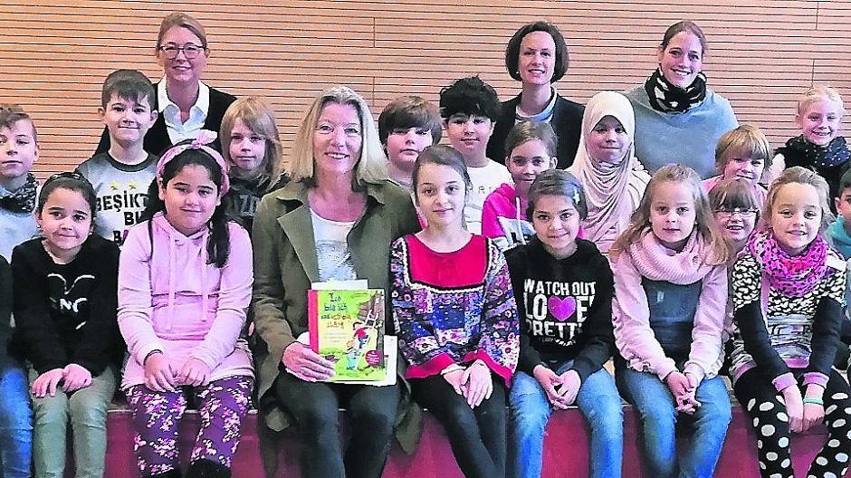 Von großen Giraffen und langen Krokodilen:: Unsere Vorleser sorgten für glückliche Kinder