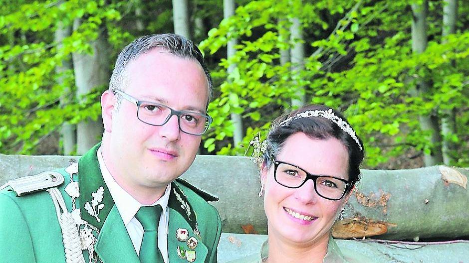  Daniel und Nadine Ahrweiler regieren heuer im Allrather Regiment. 