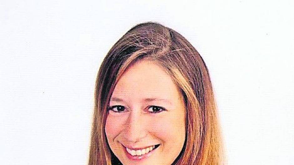  Nicole aus Jüchen kämpft gegen ihren Blutkrebs an. Simone Welter und Verena Jansen vom Förderverein der „Zaubermühle“ organisieren eine Registrierungsaktion. 