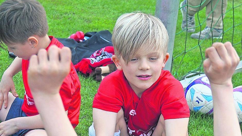  Juchhu, das Warten hat bald ein Ende. Nicht nur die Stommelner Kids sehnen ihre WM morgen herbei.  