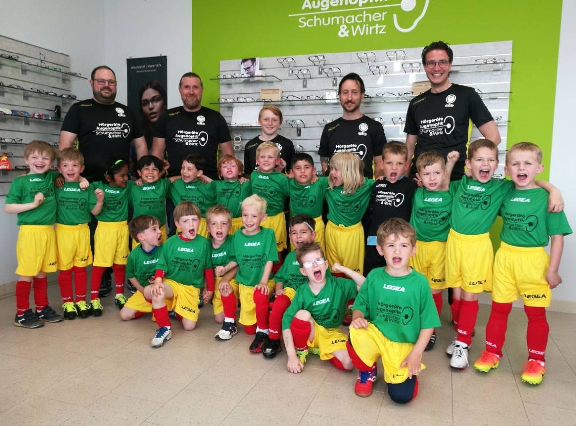 Auch die ganz Kleinen spielen mit: Mini-Bambini möchten Spielpraxis