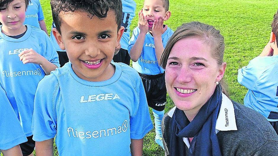 Große Freude in Rheydt über die Teilnahme und den neuen Trikotsatz