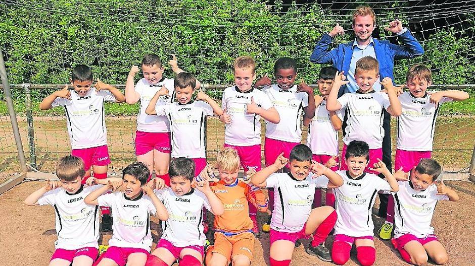  Auch die unterschiedlichen Jubelposen werden in Erfttal sozuagen prophylaktisch trainiert. 