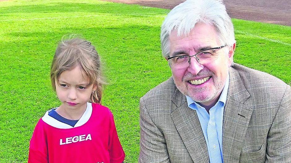  Fachleute unter sich: Torfrau Lusia Hinke und Sponsor Rudolf Keil.  