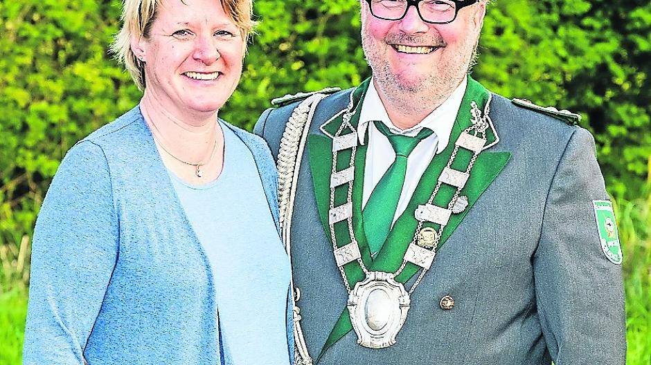  Das neue Kornprinzenpaar des Bürgerschützenvereins Bedburdyck-Stessen: Annette und Stephan Japsers. 