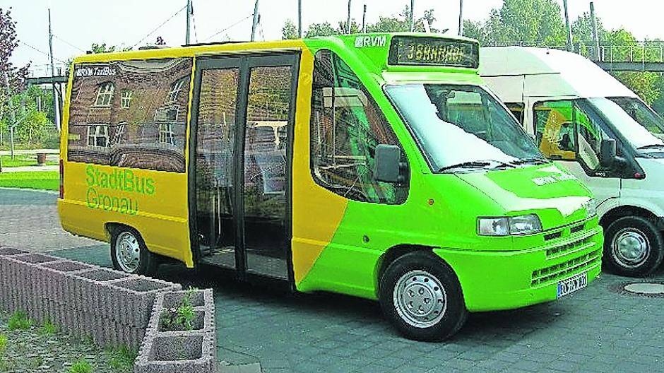  Dieser Kleinbus ist in Gronau dort im Einsatz, wo sich die großen Busse nicht lohnen.  