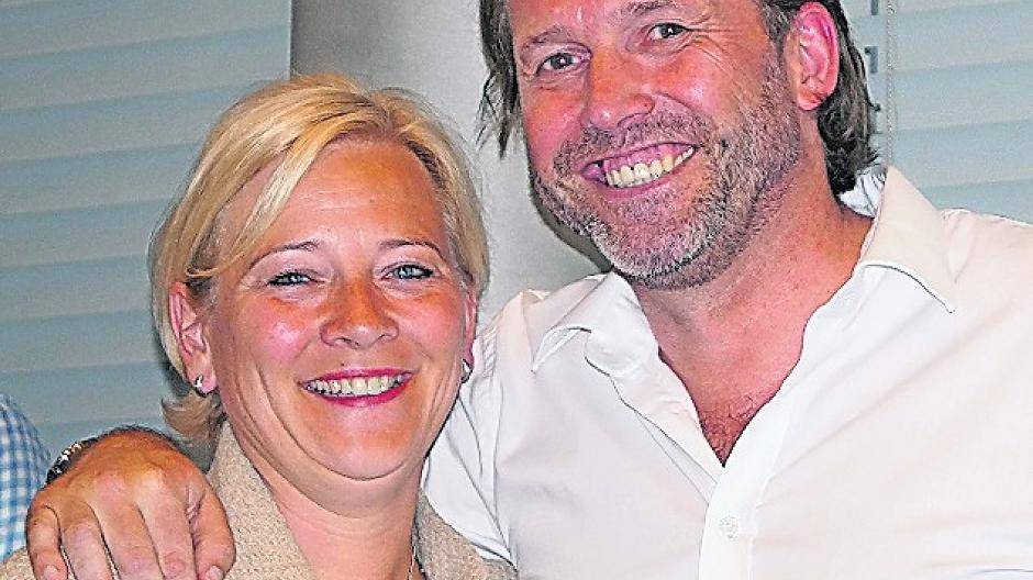  Wolfgang Troles während der Auszählung: „Heike muss noch damit umgehen lernen, dass sie nicht jeden Stimmbezirk gewinnen kann.“ 