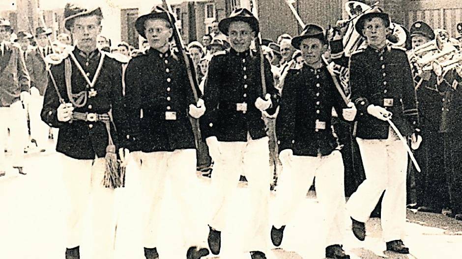  60 Jahre rheinisches Sommerbrauchtum kann der Grenadierzug „Heitere Jonge“ vorweisen.  