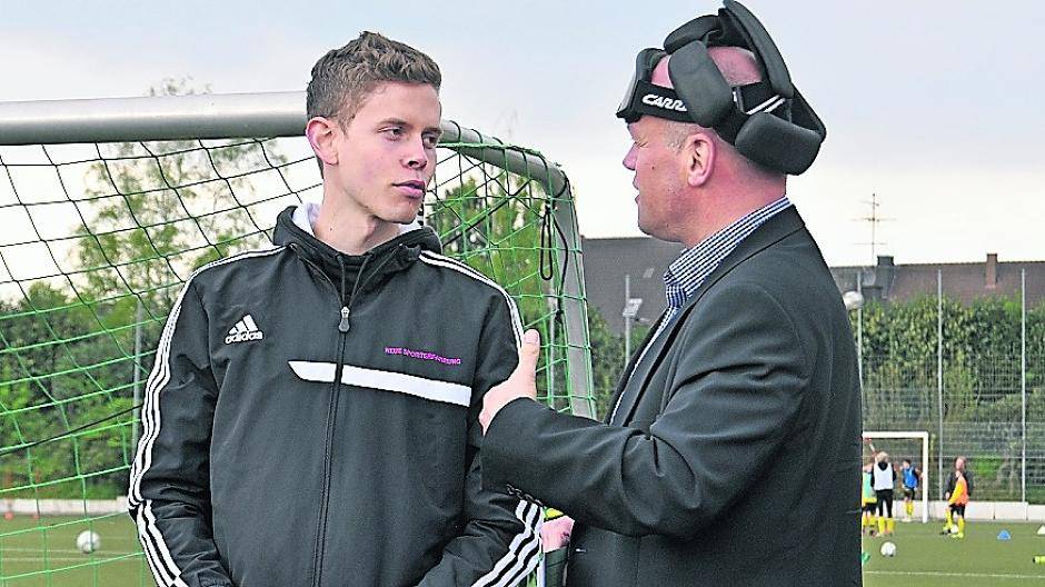 Kapellens Nachwuchskicker spielen blind Fußball