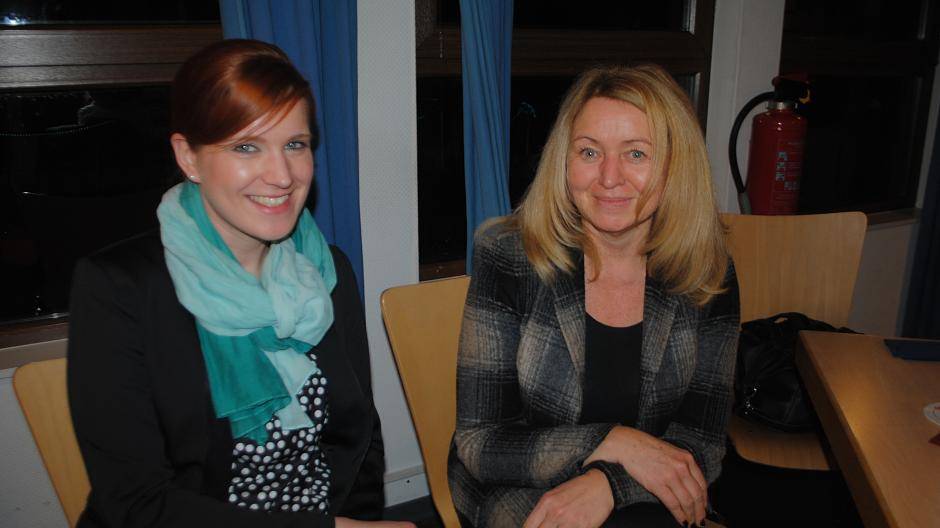 Wirtschaftsförderin Annika Schmitz (links) hörte gemeinsam mit der neuen Leiterin des...