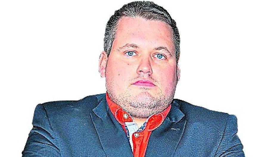 Von Paketen überschüttet: Fremde bestellen für Sürder:  Was der Taxifahrer jetzt mit Blumen und dem ganzen Zeugs macht