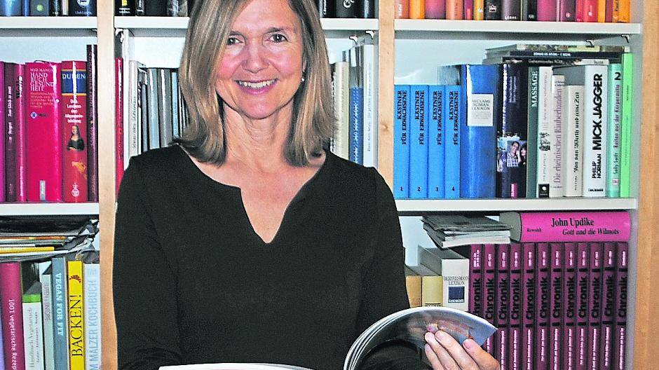  Mit Kinderbuch-Autorin (und ehemaliger Kurier-Mitarbeiterin) Birgit Wilms sprach der Erft-Kurier im Rahmen seiner Themenwoche rund ums Lesen darüber, wie man Kinder der „digital natives“-Generation für das Lesen begeistern kann. Es komme auch hier aufs Vorbild an. Und der Griff zum E-Book sei durchaus erlaubt ... 