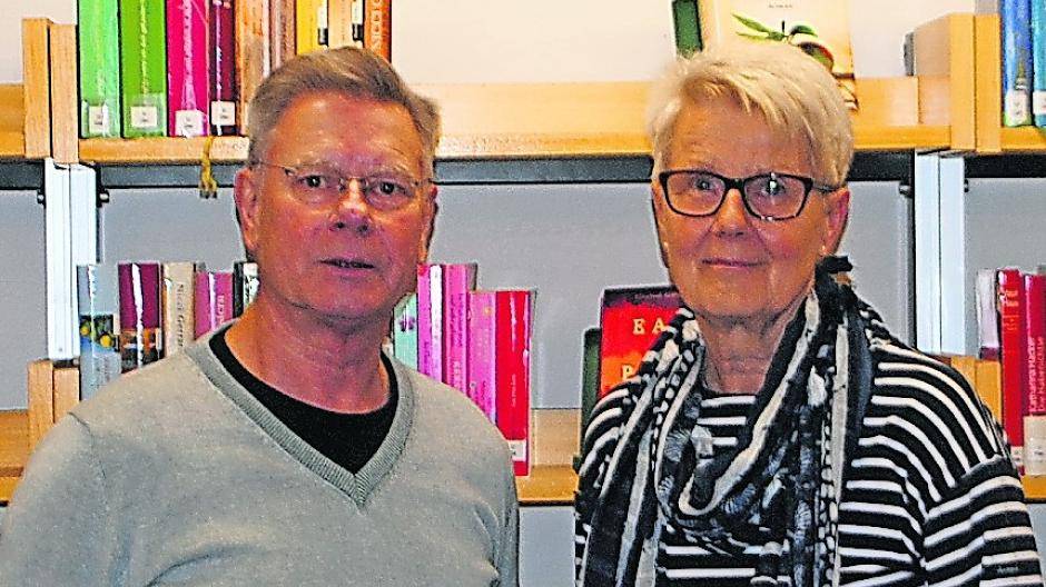  Ulrich Vesper und Elfriede Wolff teilen ihre Leidenschaft fürs Lesen. Sie stellen in der Reihe „Leselust“ immer wieder neue Bücher vor. Im Dezember geht es um die „neuen“ von Poschmann und Fröhlich. 