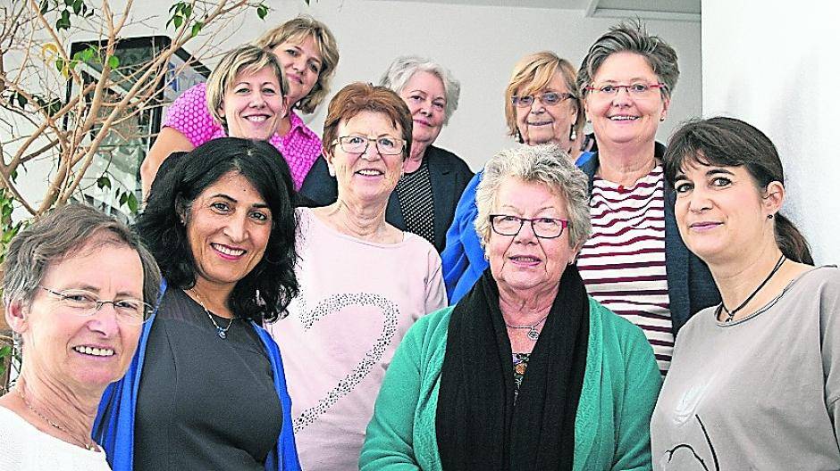  Eine Gruppe als Stimme der Frauen. 
