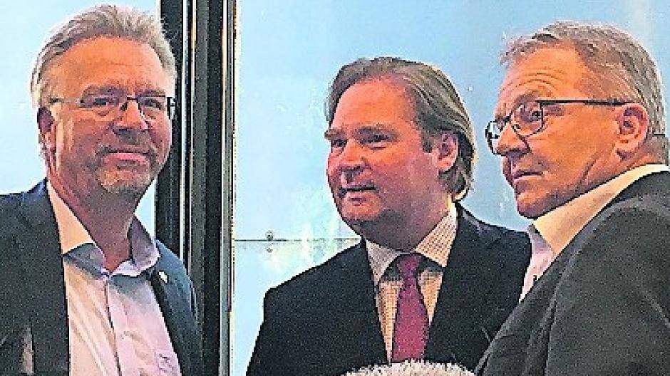  Die CDU-Granden Kreis-Fraktions-Chef Dieter Welsink. Kreis-Vorsitzender Lutz Lienenkämper und Stadt-Partei-Chef Wolfgang Kaiser hatten (oben links) hatten am Wahlabend so einiges zu verdauen.  