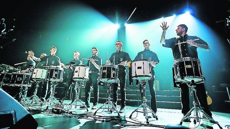  Artistisch-Musikalisches wird dann bei den „Drummerholics“ aus Elsdorf geboten. 