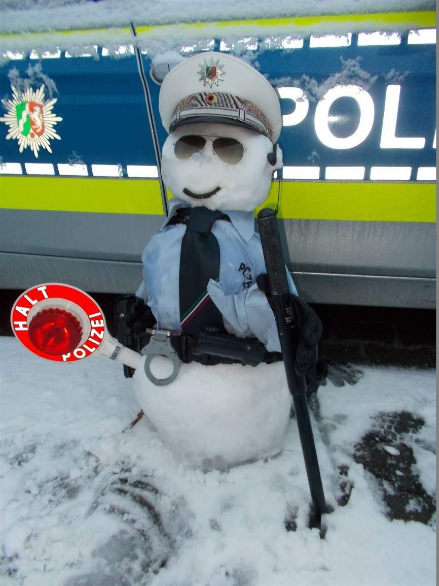 Die Polizei rät:: Während der besinnlichen Weihnachtszeit alle Sinne beisammen haben