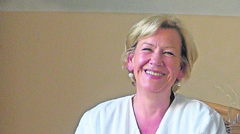  Es besteht die Möglichkeit für Lesungen, da Brigitte Lehnemann durch ihre Familie mehrere Male im Jahr in Gustorf ist. 