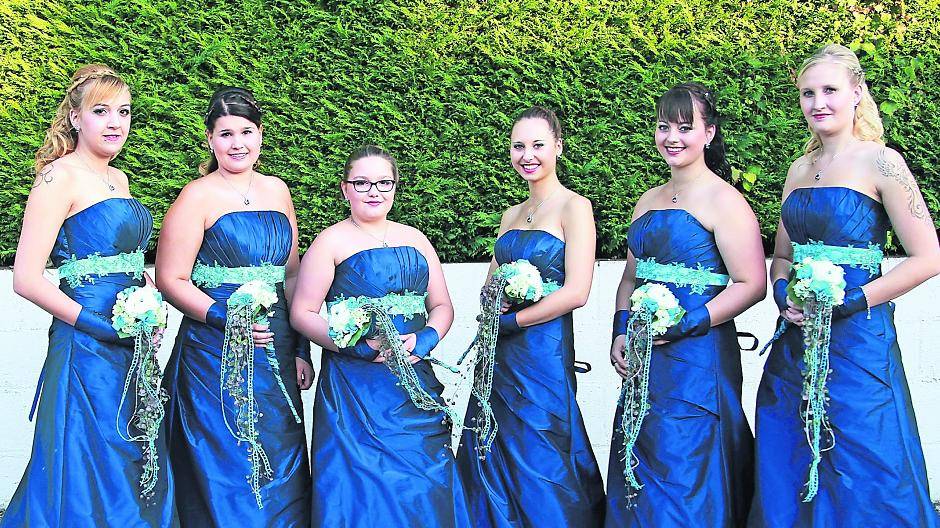  Die bezaubernden Hofdamen Johanna Preuße, Lea Spitz, Anna Lena Müller, Annika Deckmann, Kerstin Ivaneck und Eileen Hak freuen sich schon jetzt ganz besonders auf ihre schützenfestlichen Aufgaben.  