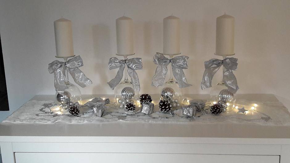 Iris Hugenbruch aus Aldenhoven dekorierte ihren Adventskranz etwas anders aber mit viel...