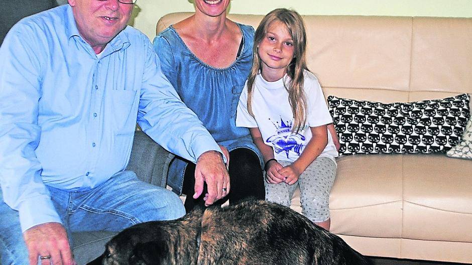  Bei „Königs Zuhause“: Da darf der „Wachhund“ natürlich auch nicht fehlen. Auch wenn die Dörenkamp das Königsspiel gerne betrieben haben, freuen sich doch wieder auf ruhige Gespräche.  