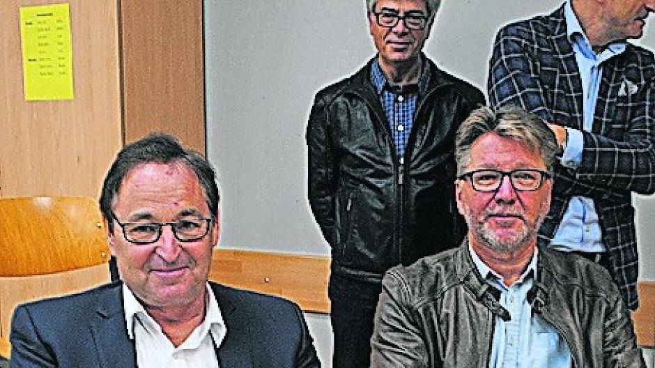  Zwei Planer: Architekt Heinz Berger und Thomas Staff vom städtischen Amt für Schulen. 