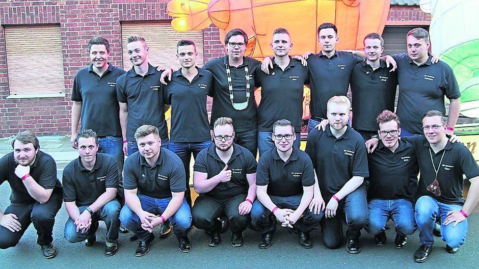  Die Mannen des Jägerzuges „St. Clemens“ aus Kapellen haben in diesem Jahr einen regelrechten Rekord geschafft: Bei vier Fackelzügen werden sie dabei gewesen sein! 
