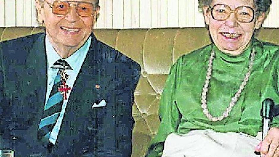  Theo Hensen, der letzte Bürgermeister von Hochneukirch, und seine Gertrud. 
