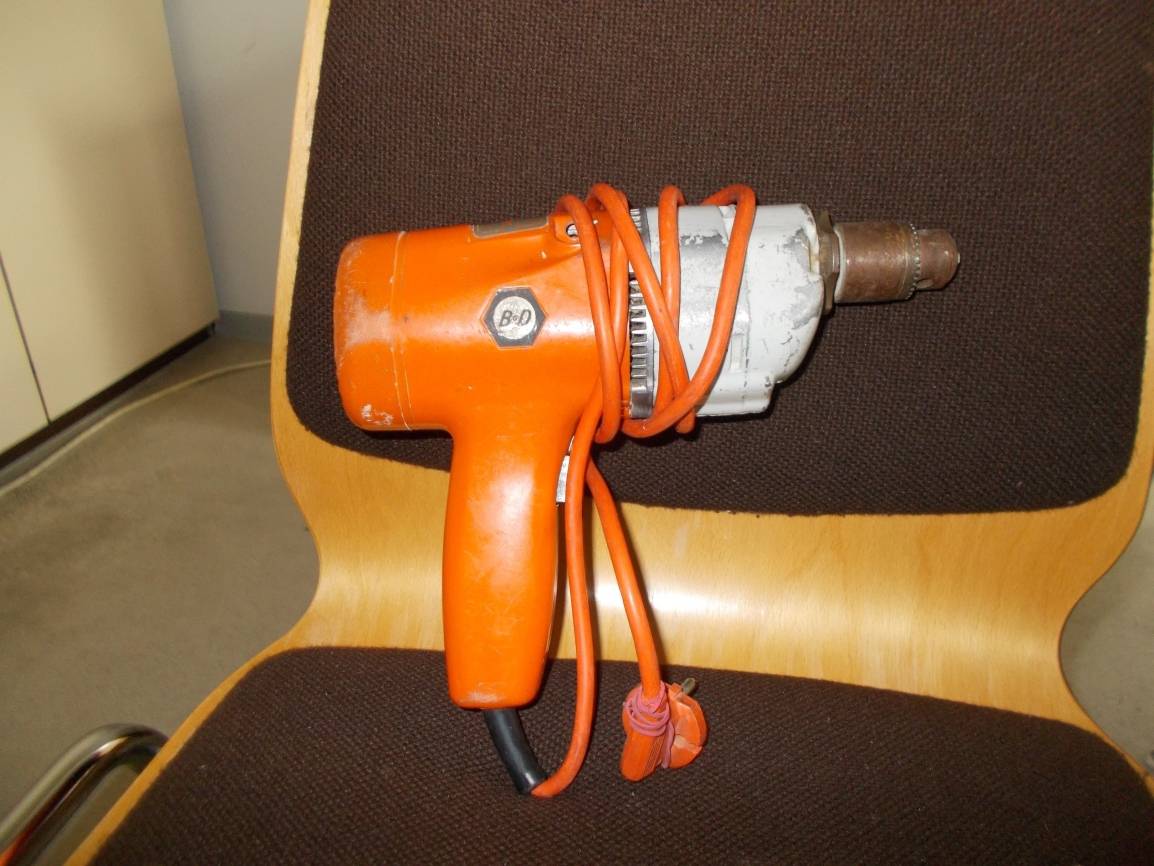 Beute Bohrmaschine "Black und Decker" 