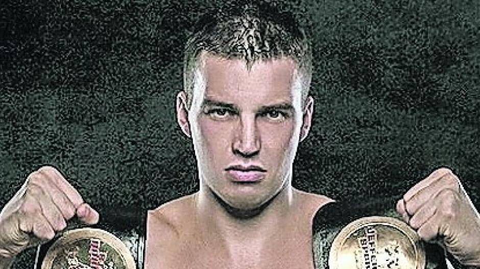 Kampfsport-Event in Gustorf-Halle: „Clash of Gladiators“: Harte Jungs lassen Fäuste fliegen