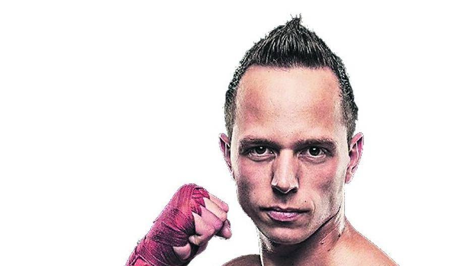  Sascha Plass tritt gegen Maurice Koschewitz vom „Team Damo“ aus Erkelenz an. Eine besondere Paarung, denn „Damo“-Trainer Marvin Schippers kämpfte vor der Gründung seines eigenen Teams, unter der Leitung von Guido Schumacher. Beide verbindet eine ganz besondere Freundschaft.  