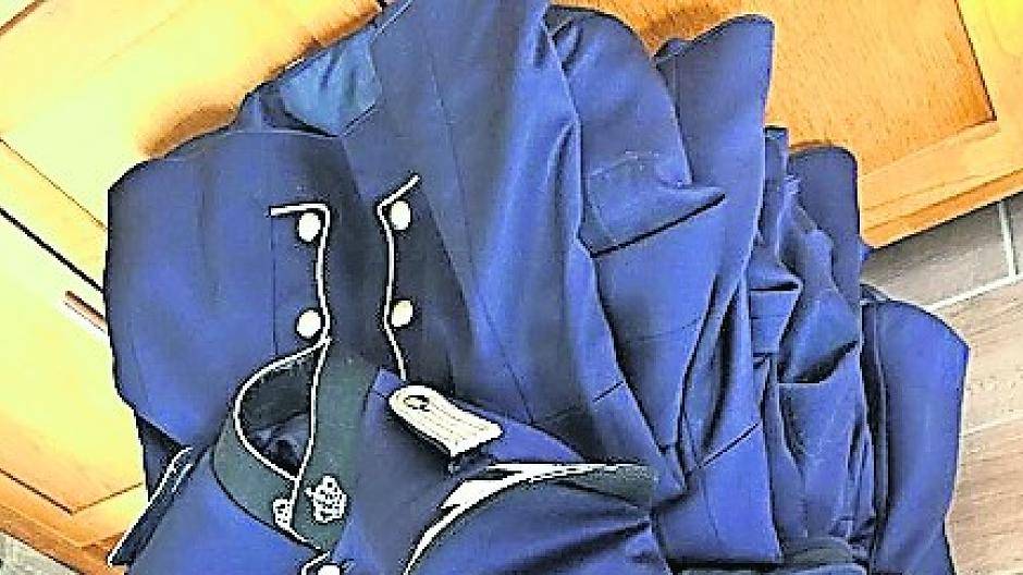 Hilfstransport nach Uganda: Viel Blech für „Dicke-Backen-Musik“